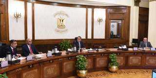 مدبولى يوجه الوزراء المعنيين بمتابعة...