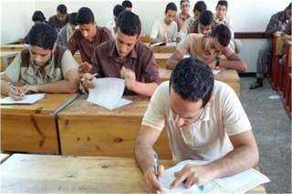التعليم تناشد طلاب الدبلومات الفنية...
