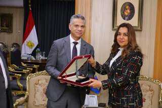 محافظ دمياط توقع بروتوكول تعاون...