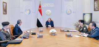 الرئيس السيسى يتابع تطوير البنية...