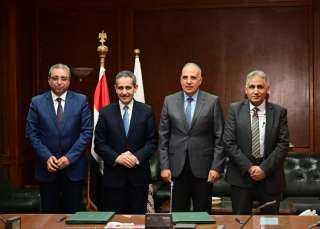 وزير الرى ومحافظ الغربية يشهدان...