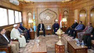 مستشار الرئيس يشيد باستعدادات كلية...