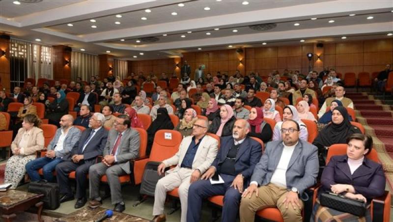 افتتاح الدكتور أيمن مختار محافظ الدقهلية الدورة التدريبية