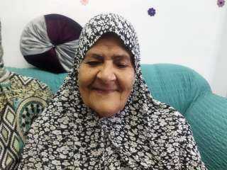 محافظ بورسعيد يهنئ السيدة ”عيوشة”...