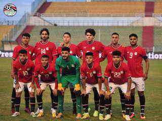 المنتخب الأولمبي بالزي التقليدى وزامبيا...