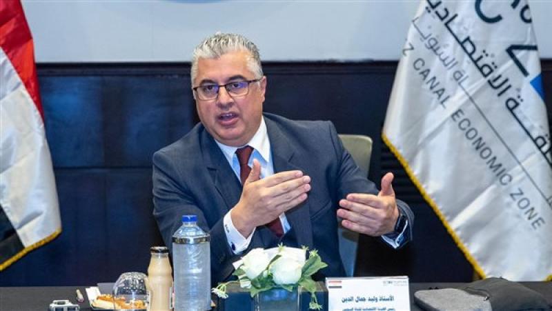 رئيس الهيئة خلال اللقاء