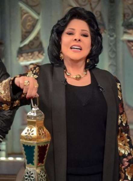 شاهد.. إسعاد يونس تحتفل بشهر رمضان من الكواليس