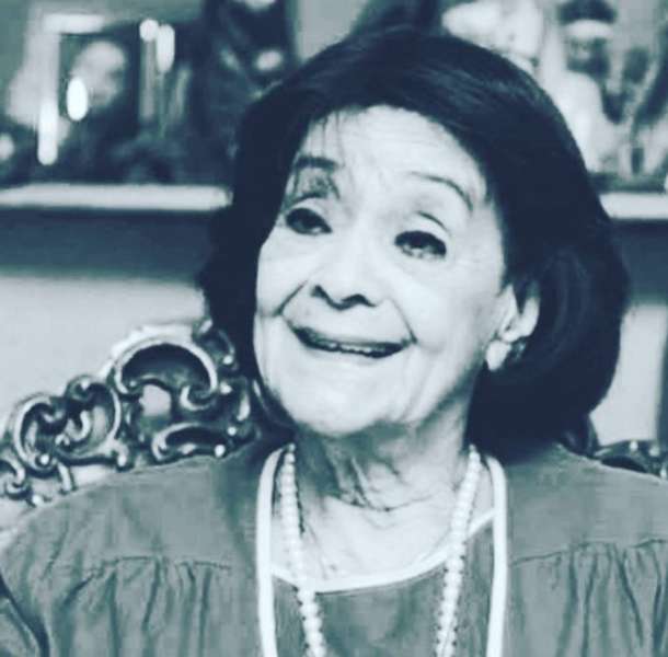 شاهد.. لقاء سويدان تنعي أبلة فضيلة