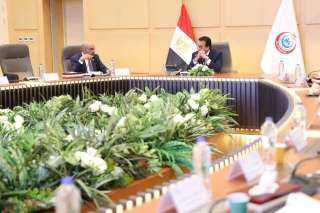 وزير الصحة يوجه بوضع خطة...