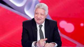مرتضى منصور يجتمع بمسئولي صفحات...