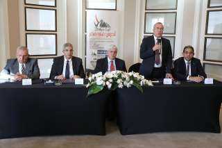 وزير التعليم العالي يجتمع بالمستشارين...