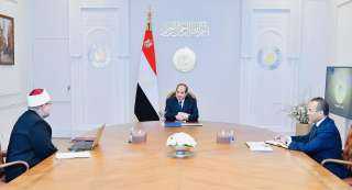 الرئيس السيسى يطلع على مستجدات...