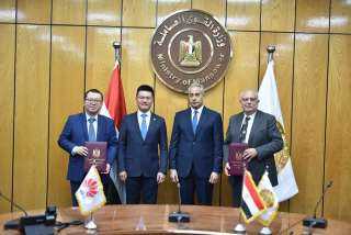 وزير القوى العاملة يشهد بروتوكول...