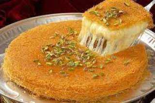 الكنافة بالجبنة والقشطة