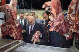 محافظ بورسعيد يتفقد بازار بورسعيد...