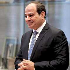 الرئيس السيسي يشهد اختبارات المتقدمين...