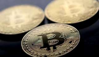 سوق العملات الرقمية يتحول إلى...
