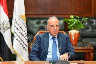 وزير الرى يتابع إجراءات تعظيم...