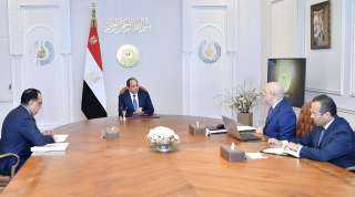 الرئيس السيسي يطلع على تطورات...