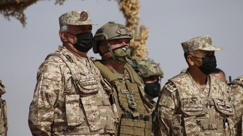 الجيش الأردني يعلن انفجار صاروخ في الهواء بمنطقة وادي عقربا