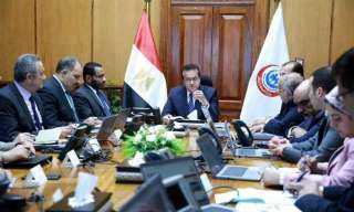 وزير الصحة يوجه بتكثيف المرور...