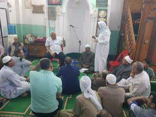 محافظ الوادي الجديد يؤدي صلاة...