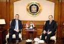 وزير التجارة والصناعة يلتقي سفير...