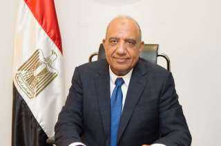 وزير قطاع الأعمال العام يتلقى...
