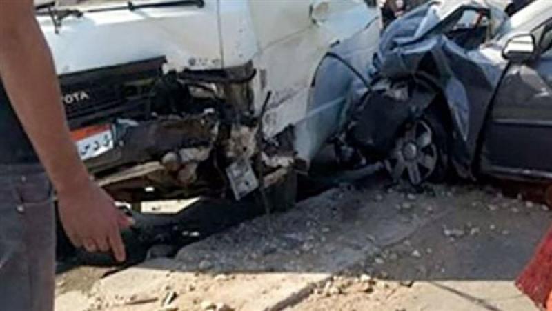 حادث تصادم سيارتين