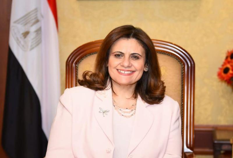 ”الهجرة” و”القومي للمرأة” ينفذان حملات طرق الأبواب بمحافظتي الدقهلية والغربية