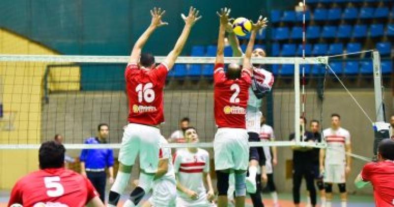 طائرة الأهلى و الزمالك