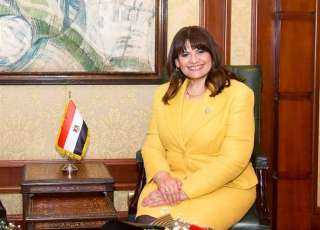 جهود وزارة الهجرة في الأزمة...
