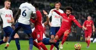 بقيادة محمد صلاح ليفربول يقسو...