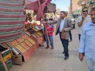 تحرير 10 محاضر إشغال طريق...