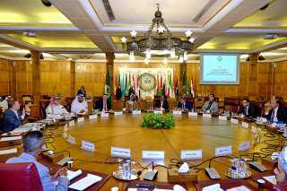 خبراء وزارتي العدل والداخلية العرب...