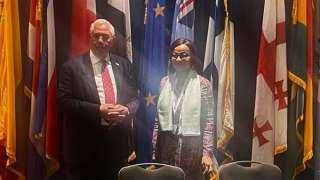 وزير الزراعة يبحث مع نظيره...