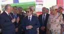 بالفيديو.. السيسي يتفقد حصاد محصول...