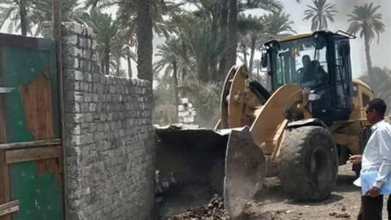 إزالة 293 حالة تعدٍ بالزراعة والبناء على أراض