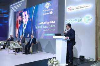 وزير الصحة يشارك في إعلان...