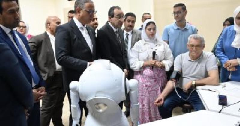 جانب من الإفتتاح