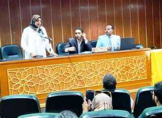محافظ أسوان : ندوات تعريفية...