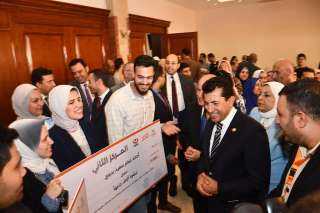 وزير الشباب والرياضة يشهد حفل...