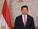 وزير الشباب والرياضة يهنئ ...