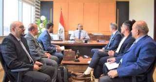 نائب وزير الإسكان يجتمع بمسئولي...
