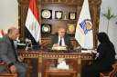 محافظ قنا يستقبل 113 مواطن...