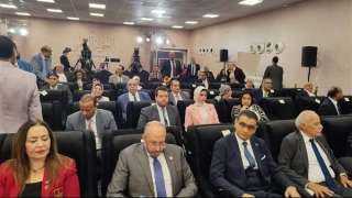 نقيب المعلمين يطالب بتعديل قانون...