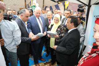 وزيرا الزراعة والتضامن ومحافظ الجيزة...