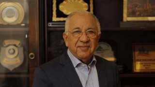 رئيس الاتحاد الإفريقى للمقاولين يوضح...