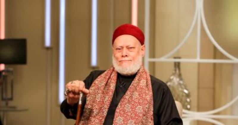 على جمعه