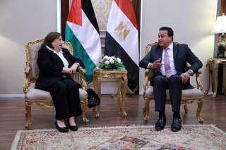 عبدالغفار يُعلن توفير الدعم الصحي...